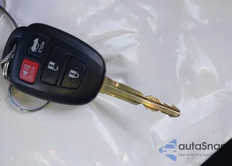 2018 Toyota Corolla L/Le/Xle/Se/Xse from USA, damaged, VIN 5YFBURHE5JP775340